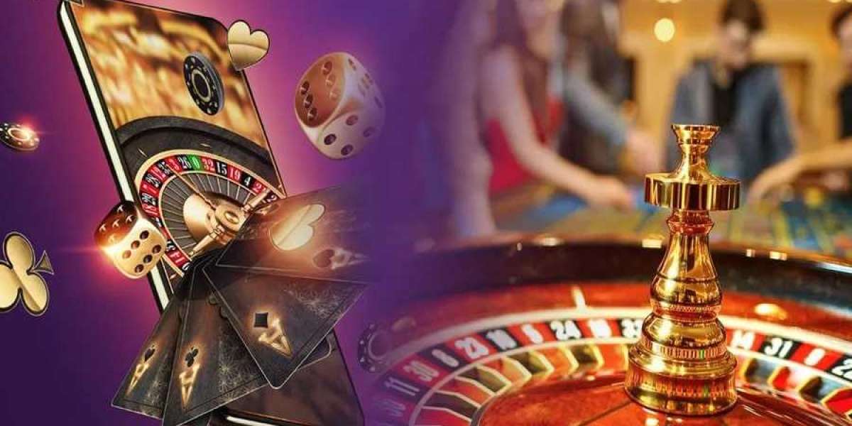 Slot Strikes: The Art of Spinning and Winning Online