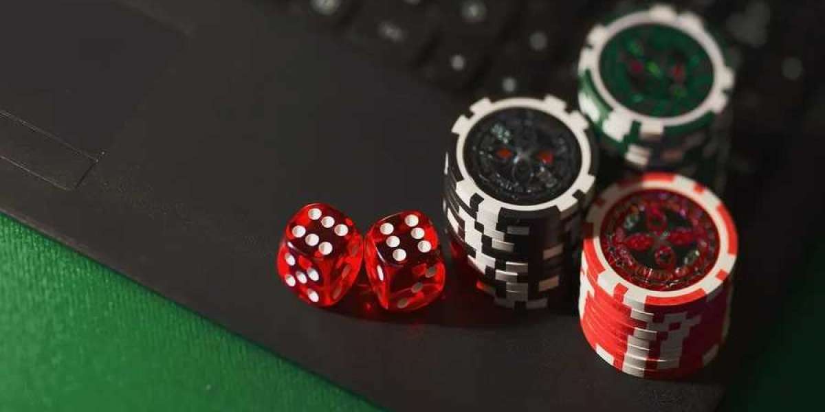 Rolling the Dice: Your Ultimate Guide to Winning Big at Online Casinos